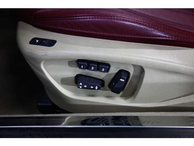 صورة مصغرة 67 لـ 2007 ALFA Romeo ALFA SPIDER