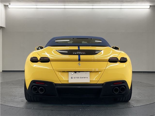 2026 Ferrari ROMA SPIDER — миниатюра 2