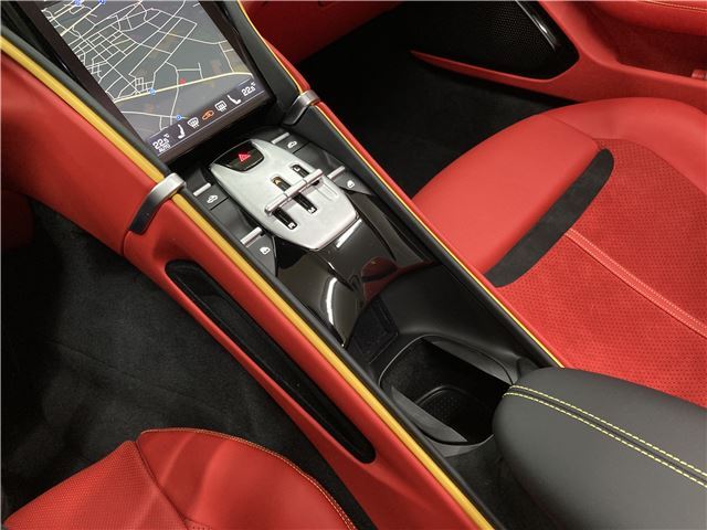 2026 Ferrari ROMA SPIDER — миниатюра 20