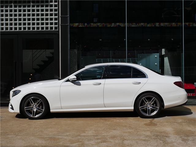 صورة مصغرة 15 لـ 2016 Mercedes-BENZ E-CLASS