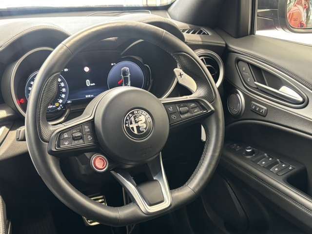 2023 ALFA Romeo STELVIO 照片 5