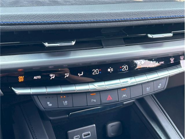 2025 Cadillac XT4 缩略图 27