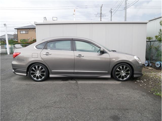 صورة مصغرة 11 لـ 2010 Nissan BLUEBIRD