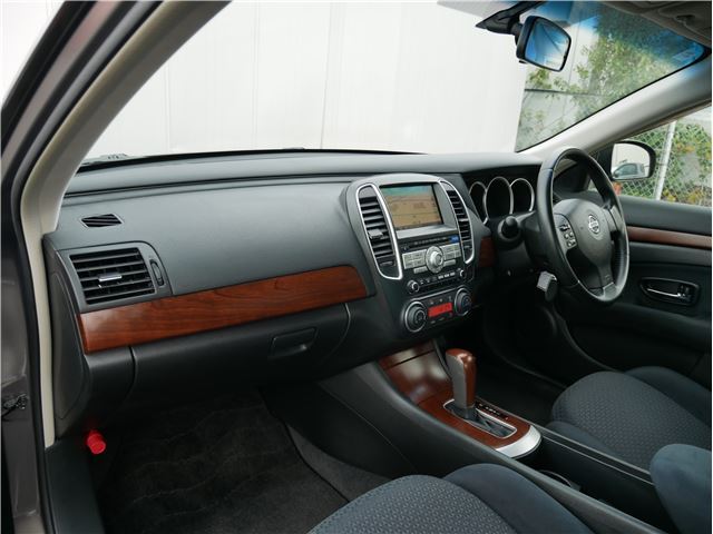 صورة مصغرة 49 لـ 2010 Nissan BLUEBIRD