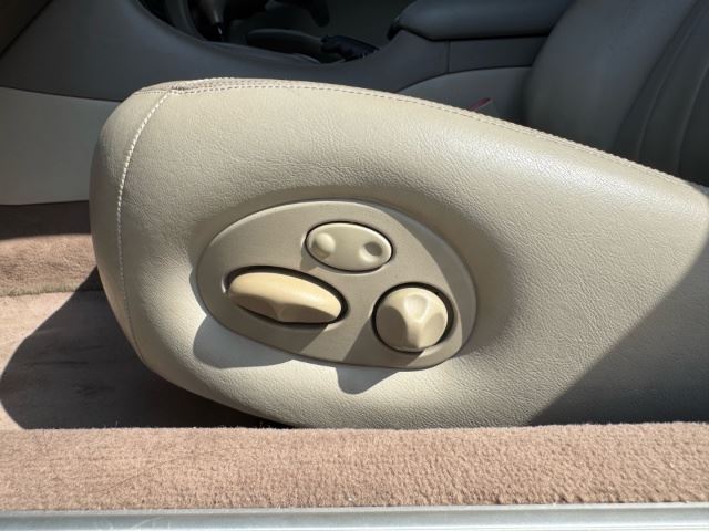 1999 Jaguar XJ — миниатюра 76