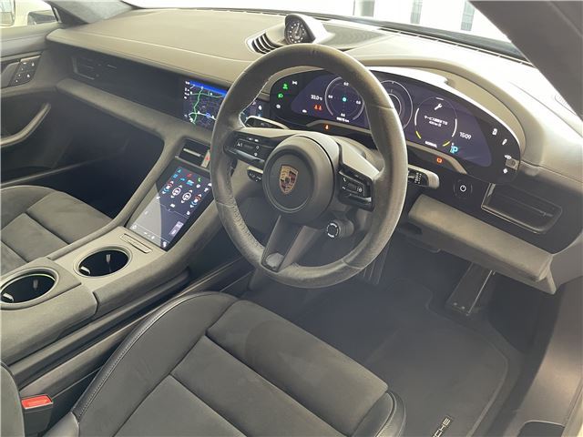2023 Porsche TAYCAN — миниатюра 22