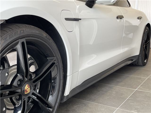 2023 Porsche TAYCAN — миниатюра 10