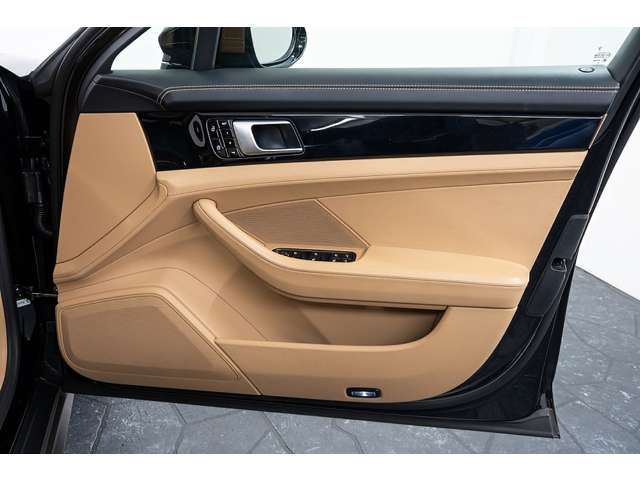 2019 Porsche PANAMERA SPORT TURISMO — миниатюра 33