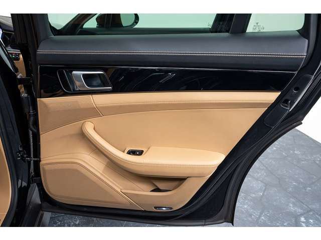 2019 Porsche PANAMERA SPORT TURISMO — миниатюра 41