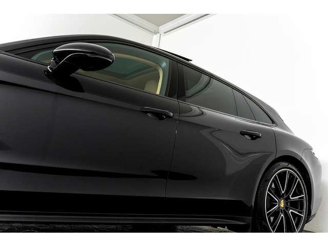 صورة 10 لـ 2019 Porsche PANAMERA SPORT TURISMO