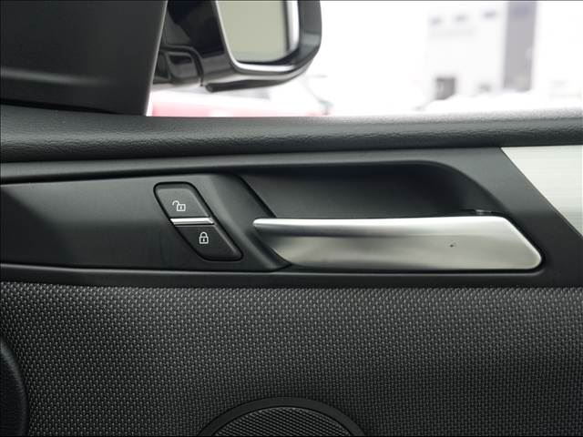 2015 BMW X4 缩略图 47