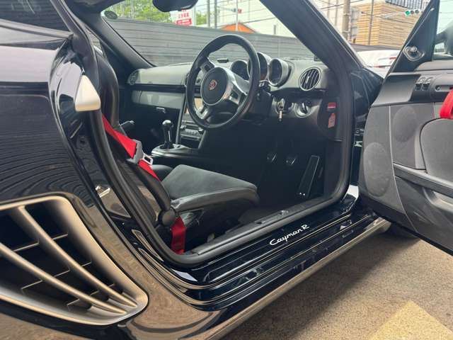 2011 Porsche CAYMAN 缩略图 2