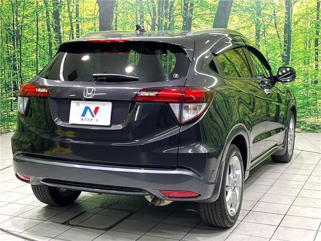 صورة 8 لـ 2013 Honda VEZEL
