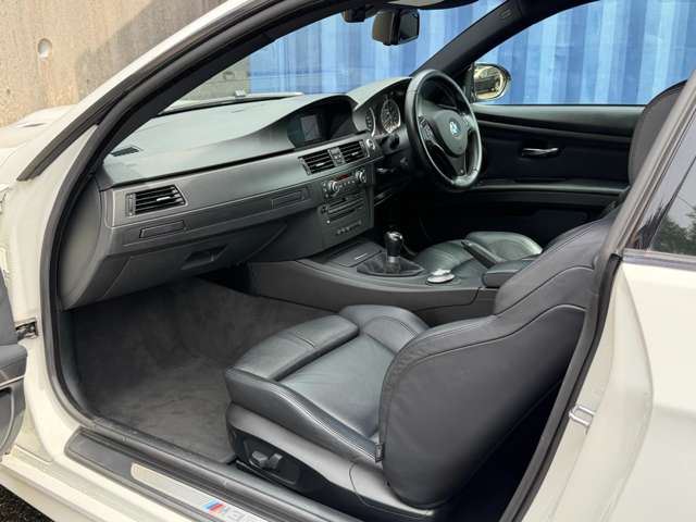 صورة مصغرة 21 لـ 2009 BMW M3