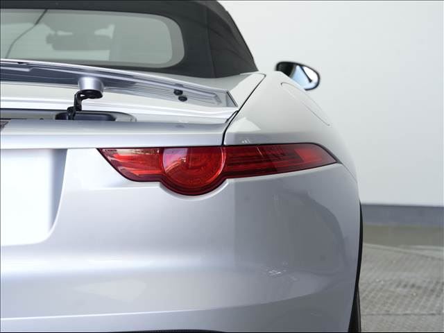 2013 Jaguar F-TYPE — миниатюра 28