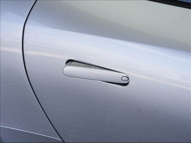 2013 Jaguar F-TYPE — миниатюра 32