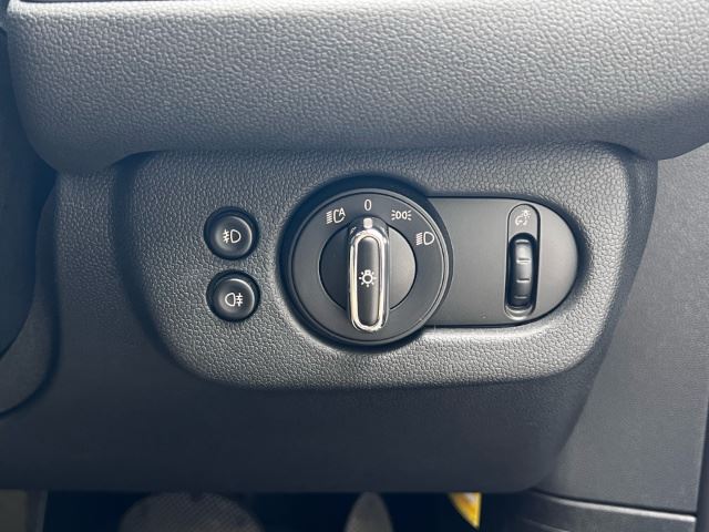 صورة مصغرة 41 لـ 2016 MINI CLUBMAN