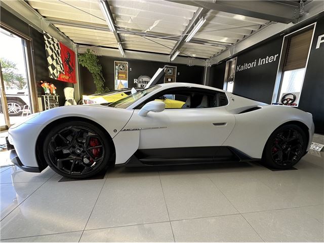 صورة 6 لـ 2022 Maserati MC20