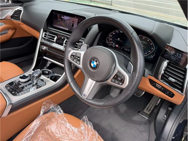 صورة 3 لـ 2021 BMW M8 CABRIOLET