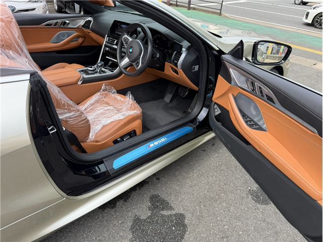 صورة مصغرة 26 لـ 2021 BMW M8 CABRIOLET