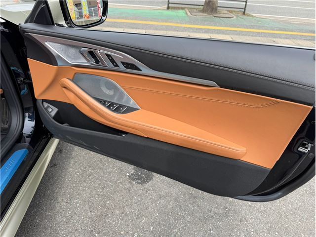 صورة مصغرة 27 لـ 2021 BMW M8 CABRIOLET