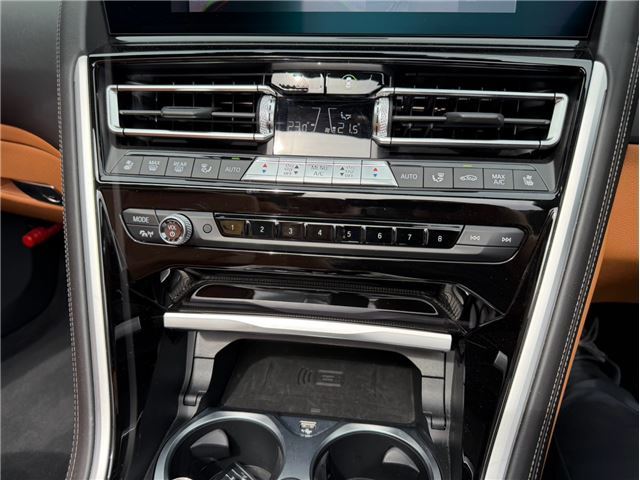 صورة مصغرة 35 لـ 2021 BMW M8 CABRIOLET