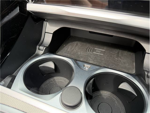 صورة مصغرة 39 لـ 2021 BMW M8 CABRIOLET