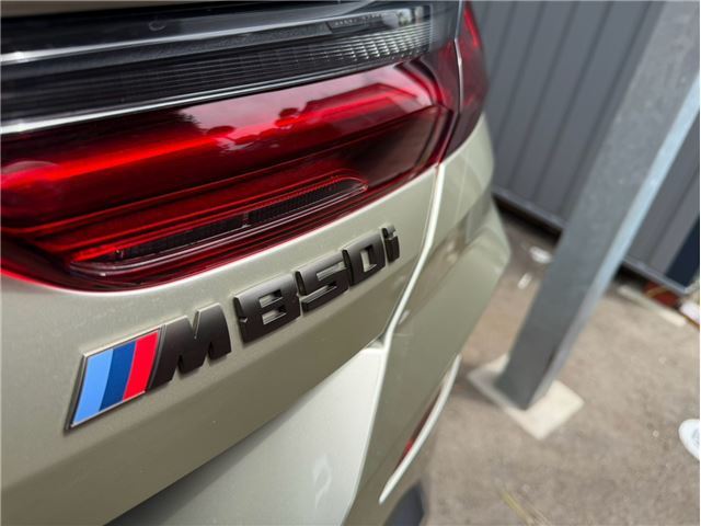 صورة مصغرة 49 لـ 2021 BMW M8 CABRIOLET
