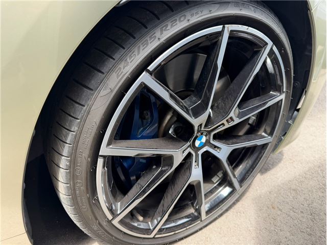 صورة 7 لـ 2021 BMW M8 CABRIOLET