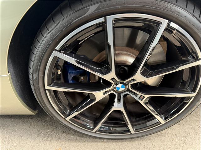 صورة 4 لـ 2021 BMW M8 CABRIOLET