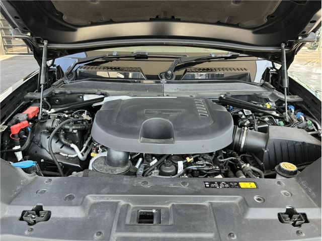 صورة مصغرة 56 لـ 2023 LAND Rover DEFENDER