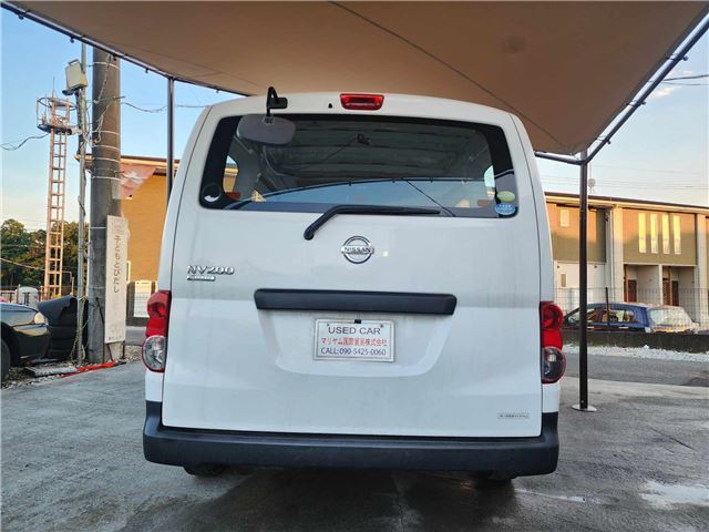 2009 Nissan NV200 VANETTE VAN photo 3