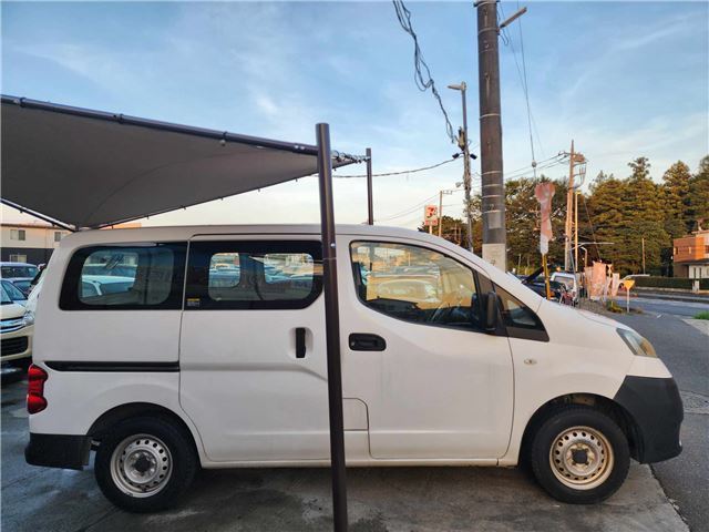 2009 Nissan NV200 VANETTE VAN photo 4