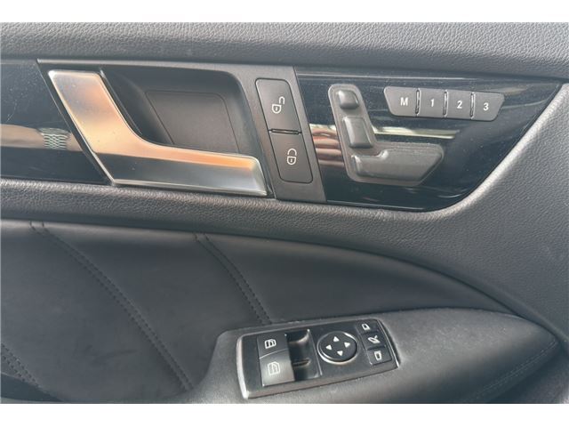 صورة مصغرة 9 لـ 2013 Mercedes-BENZ C-CLASS