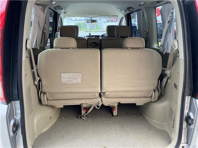 2008 Nissan SERENA — миниатюра 16