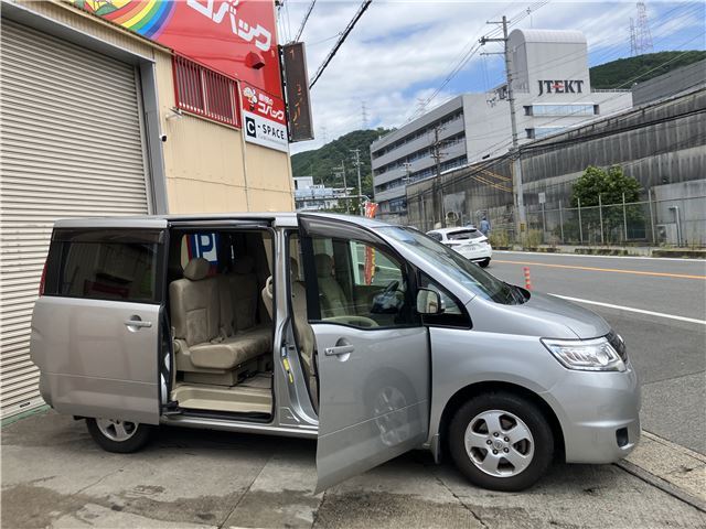 2008 Nissan SERENA — миниатюра 28