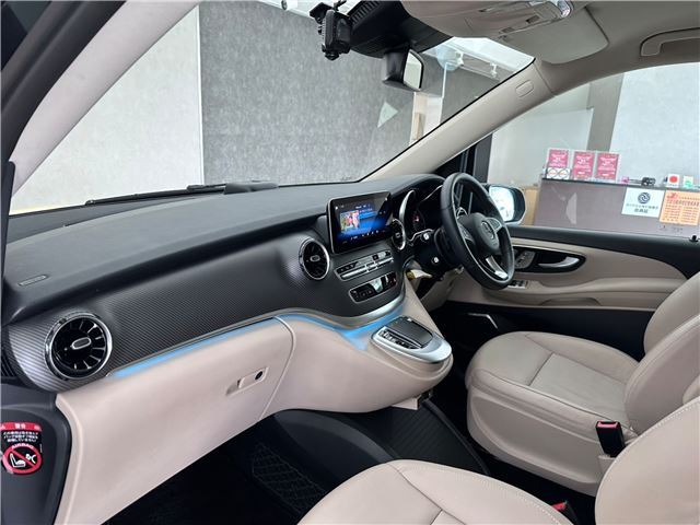 صورة مصغرة 35 لـ 2021 Mercedes-BENZ V-CLASS