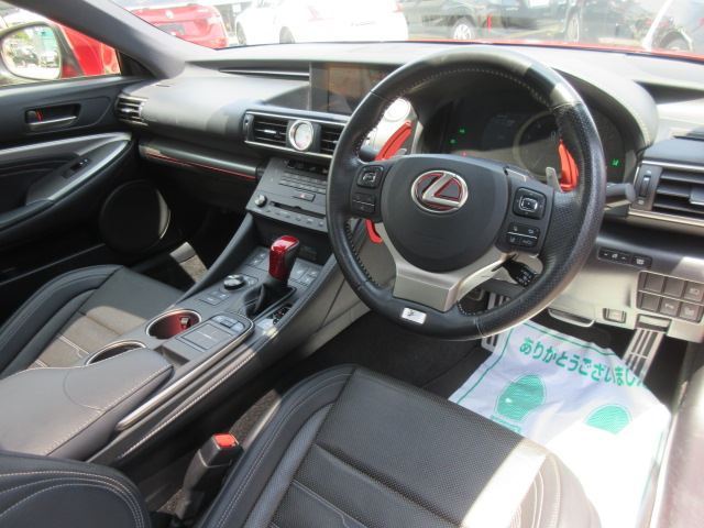 2016 Lexus RC thumbnail 28
