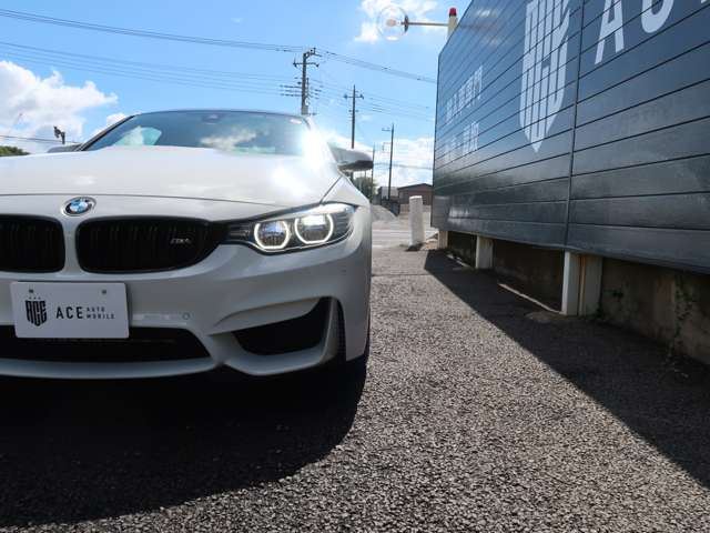 صورة مصغرة 23 لـ 2015 BMW M4 COUPE