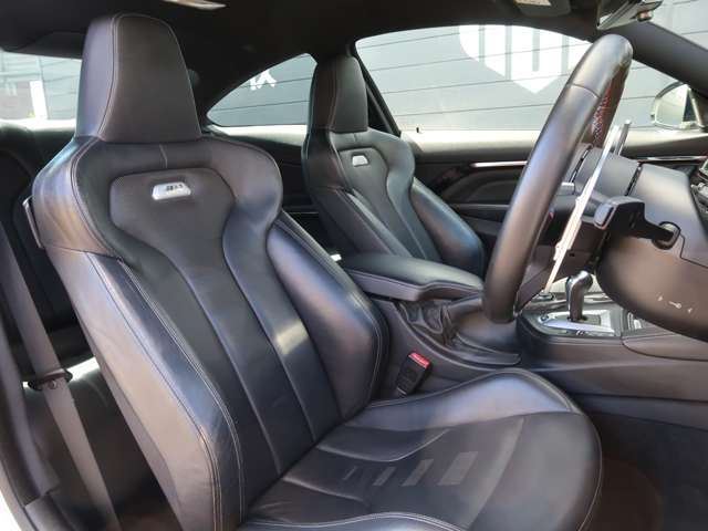 صورة مصغرة 35 لـ 2015 BMW M4 COUPE