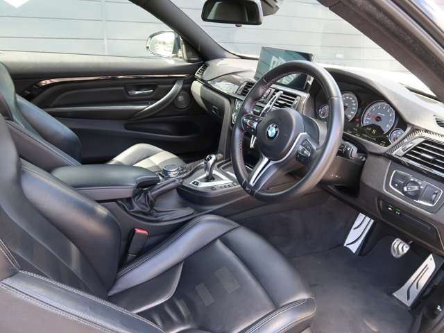 صورة مصغرة 37 لـ 2015 BMW M4 COUPE
