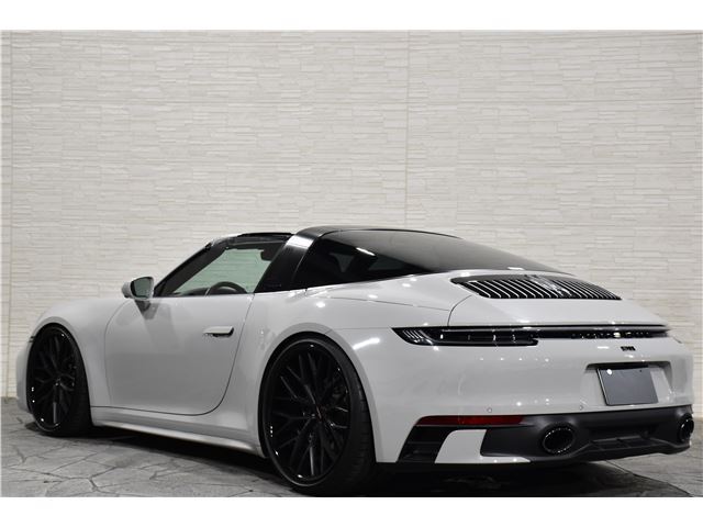 2022 Porsche 911 缩略图 2