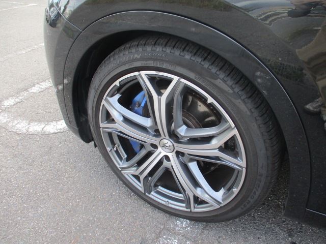 صورة مصغرة 17 لـ 2023 Maserati LEVANTE