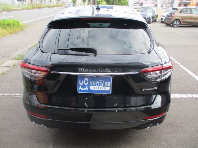 صورة مصغرة 21 لـ 2023 Maserati LEVANTE