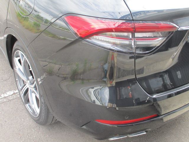 صورة مصغرة 24 لـ 2023 Maserati LEVANTE