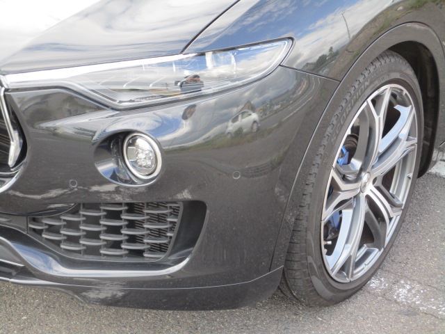 صورة مصغرة 6 لـ 2023 Maserati LEVANTE