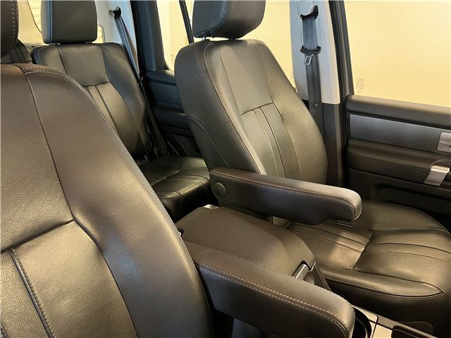 2015 LAND Rover DISCOVERY 缩略图 4
