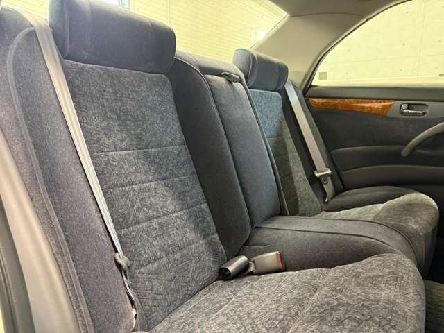صورة مصغرة 29 لـ 1999 Nissan GLORIA