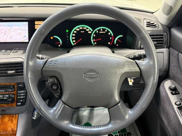 صورة مصغرة 33 لـ 1999 Nissan GLORIA