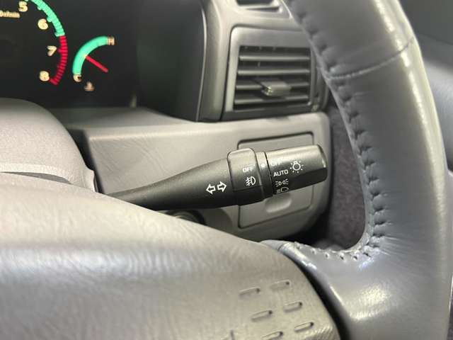 صورة مصغرة 35 لـ 1999 Nissan GLORIA